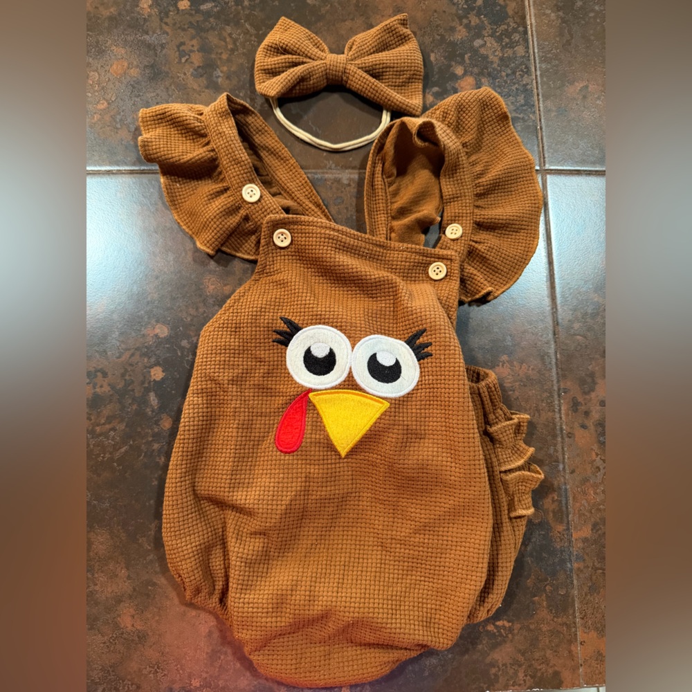 Adorable Brown Turkey Romper 12-18 months